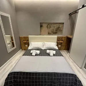 https://cantore-20.hotelinveneto.com